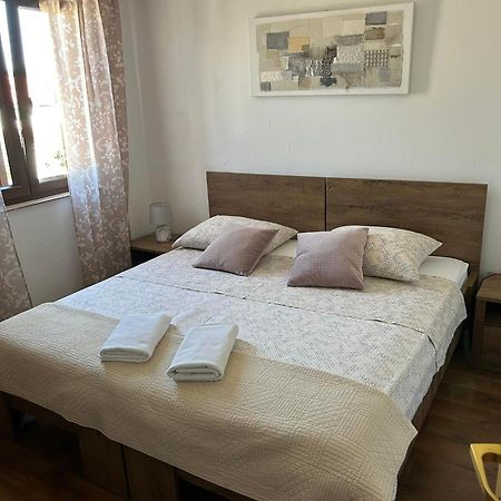 Apartmani Rina Kadumi 외부 사진